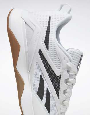 reebok chrome flex 2.0