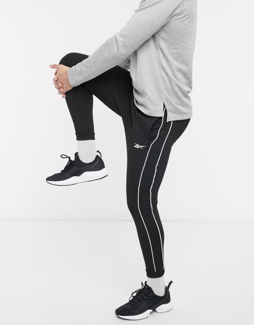 reebok jogger sweatpants