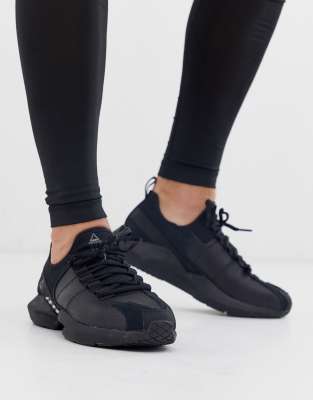 reebok triple black