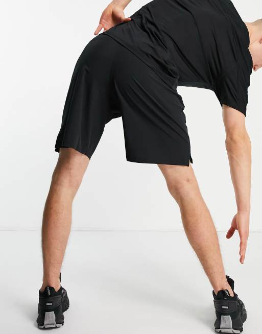 Reebok Training Speed short in black, 2 of 4