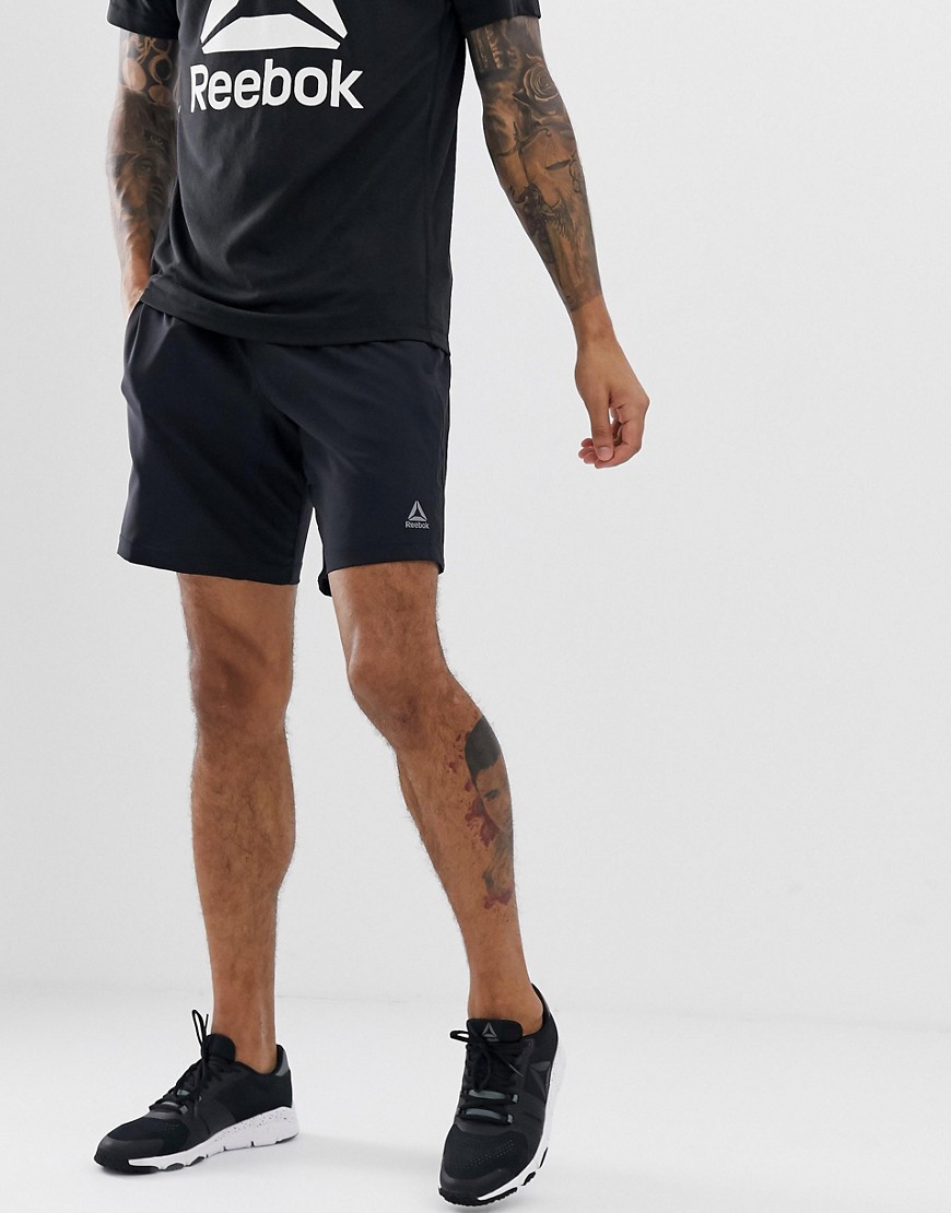 Reebok Training – Svarta, vävda shorts