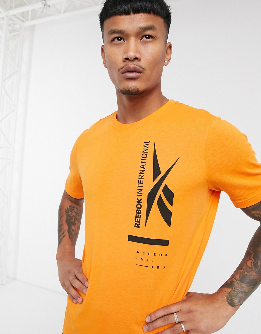 Reebok Training t-shirt in orange with largo logo