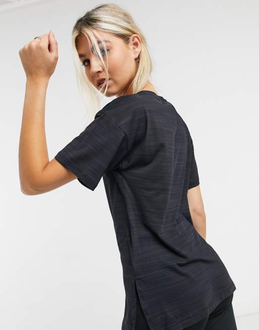 Reebok Training - T-shirt nera, 2 di 4
