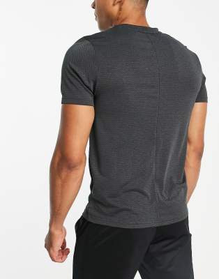 Training - T-shirt nero mélange a maniche corte - Reebok T-shirt donna  - immagine1
