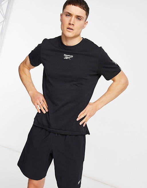  Reebok Training t-shirt with taping in black 