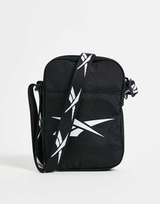 Reebok - Training Workout Ready - Sort crossbody-taske