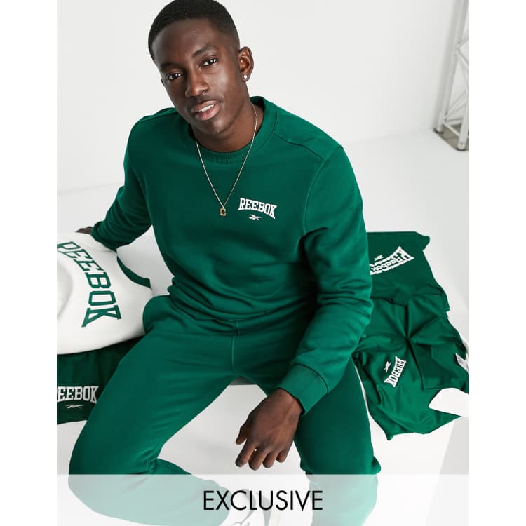 Reebok top vintage logo