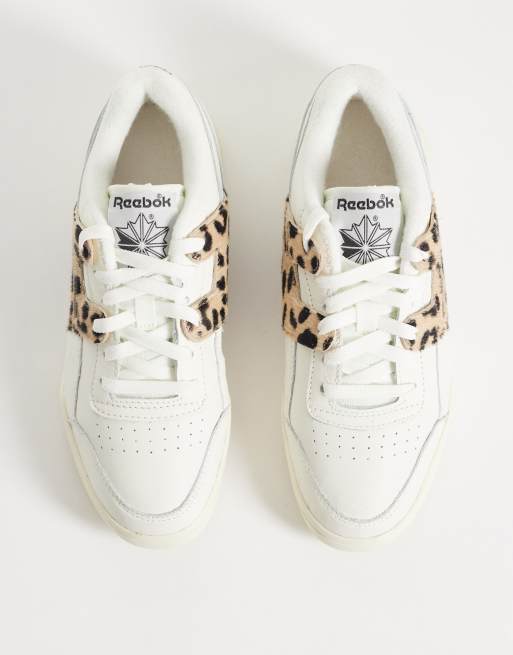 Reebok Workout baskets femme blanches avec détail imprimé léopard, 5 de 5