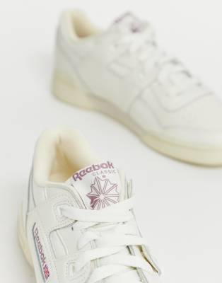 reebok workout lo plus trainers in chalk