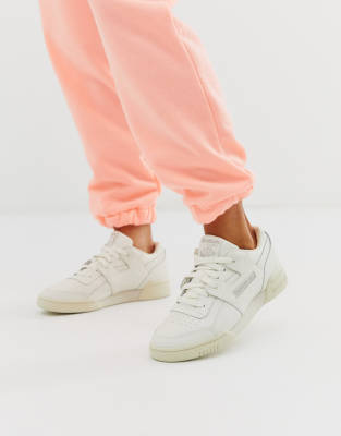 reebok workout low plus