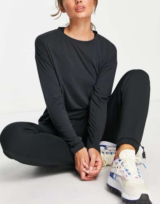 Reebok Workout Ready Supremium long sleeve top in black