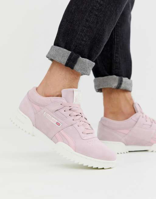 Reebok store workout pink