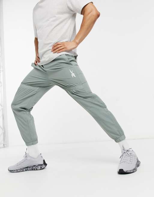 Reebok woven 2025 track pants