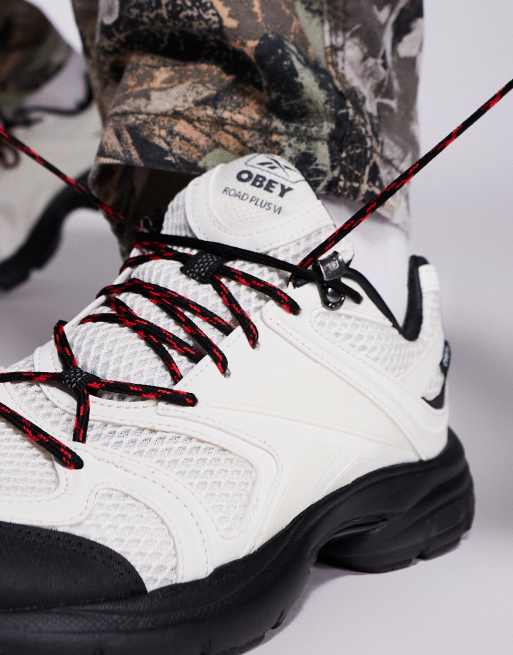 ◆ REEBOK ◆ Premier Road Plus VI White / 100210121 Reebok Premier Road Plus VI - White and Black Sneakers