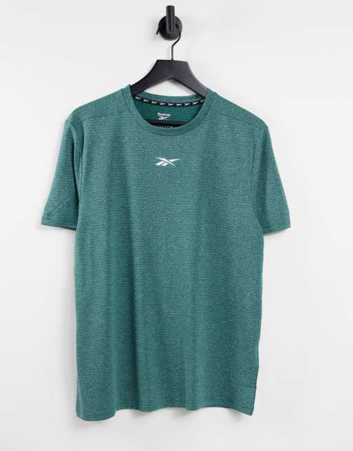 Reebok – Zielononiebieski melanżowy T-shirt z logo na środku