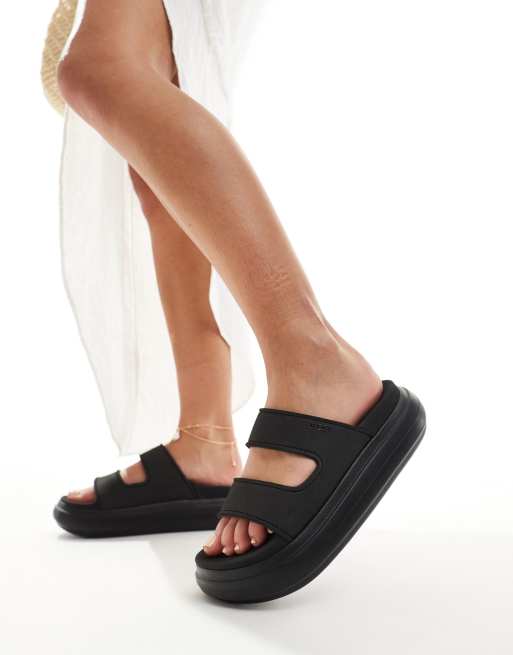Reef - Cushion Bondi - Sorte sandaler med 2 remme