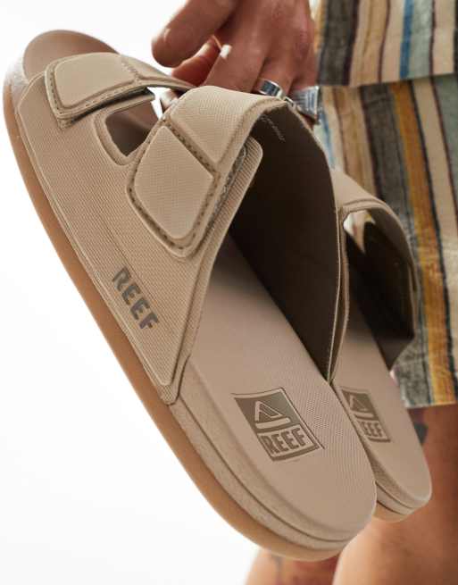 Reef Cushion Tradewind sandals in sand