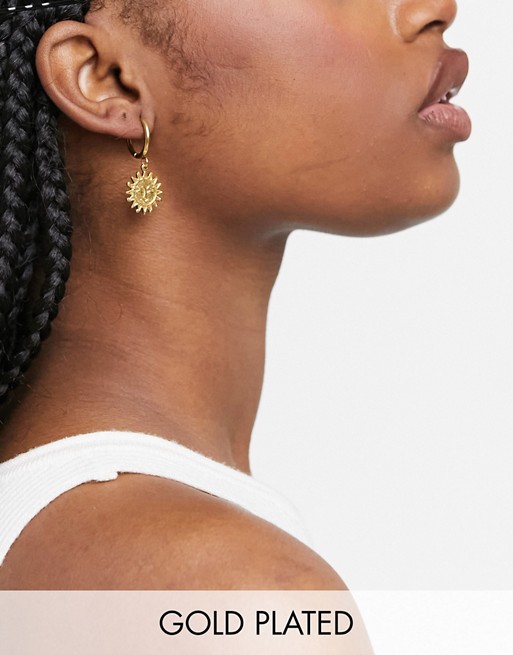 Regal Rose Sol mini hoop earrings with sun charm in gold plate