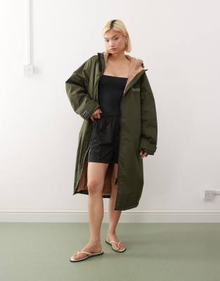 Regatta - Adult - Wasserdichter Umkleideponcho in dunklem Khaki-Grün