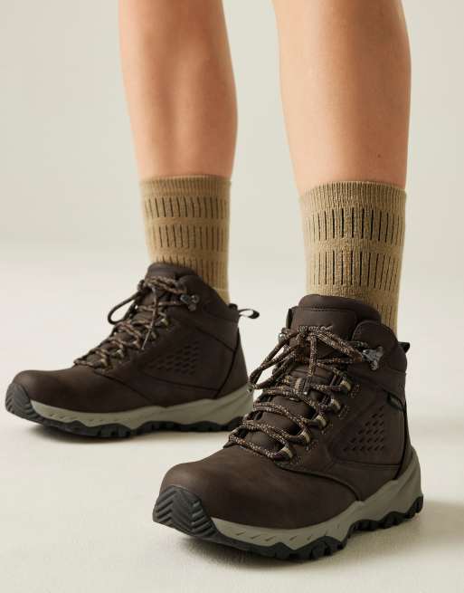 Regatta Amble isotex walking boots in soft taupe, 4 of 4