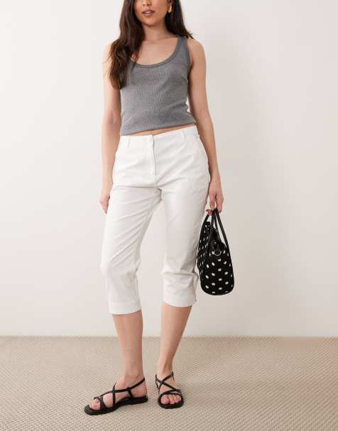 Regatta Breathable bayletta capris in white