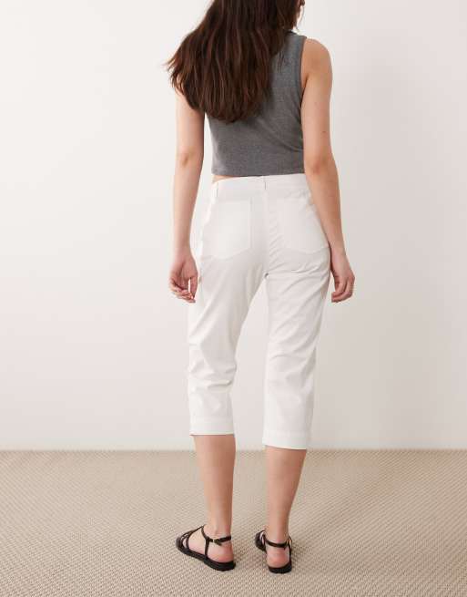 Regatta Breathable bayletta capris in white, 5 of 5