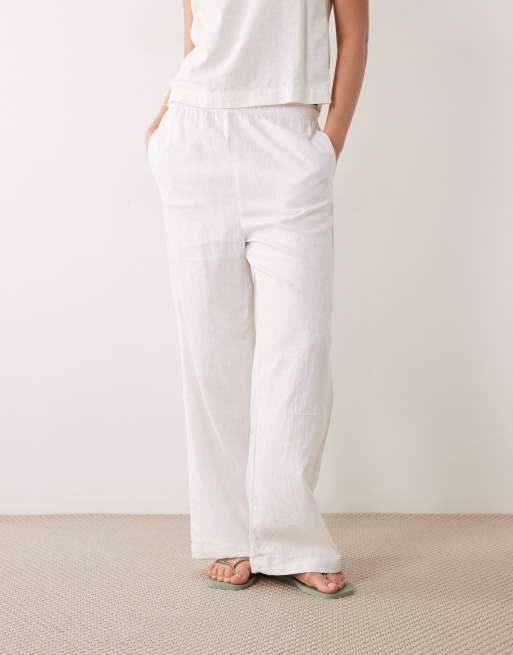 Regatta Breathable talamanca trousers in white, 2 of 5