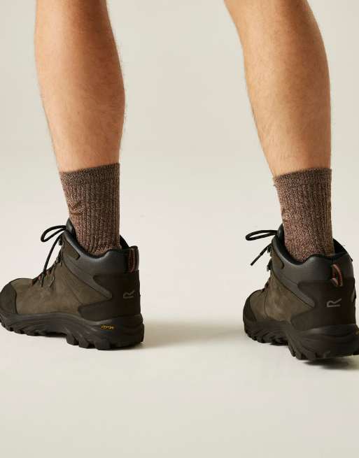 Regatta Burrell leather waterproof walking boots in peat, 2 of 4