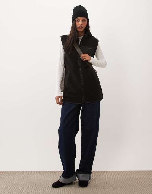 Regatta Cosy frankie borg longline bodywarmer in black, 2 of 4