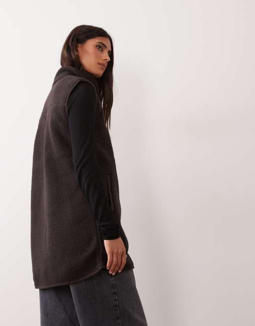 Regatta Cosy frankie borg longline bodywarmer in dark chocolate, 3 of 4