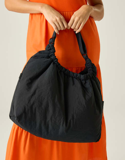 Regatta Drawstring shoulder bag in black, 2 of 4