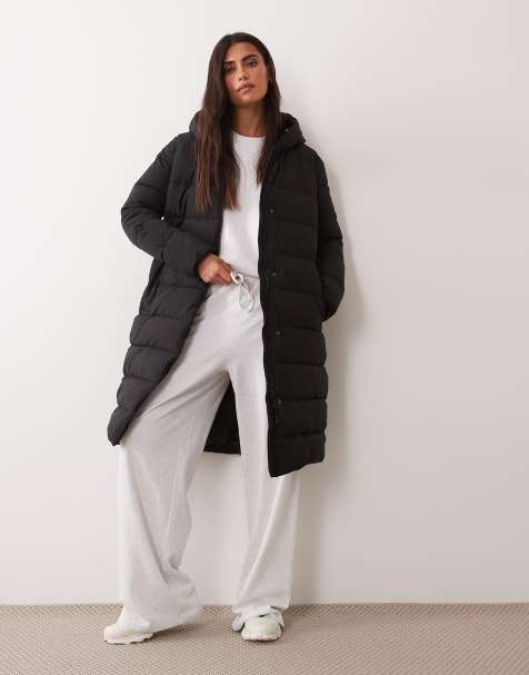 Regatta Hooded nehiala quilted jacket in black - view 1