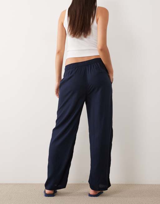 Regatta Lightweight elbrie trousers in navy, 3 of 5