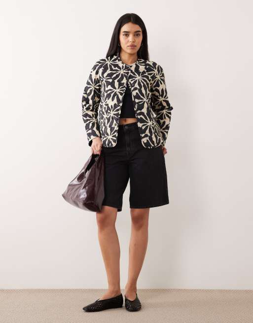 Regatta Mira quilted jacket in abstract floral, 3 of 4