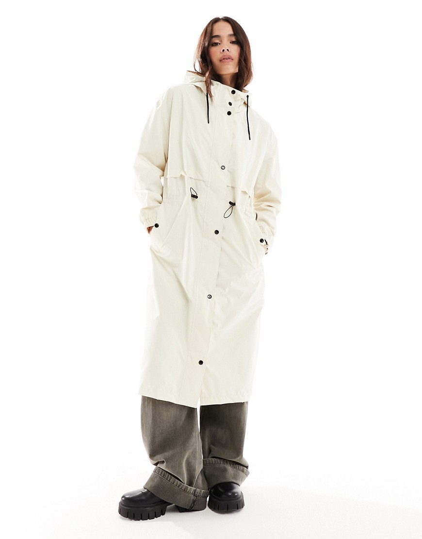 Regatta Nerenda longline waterproof jacket in light vanilla-White