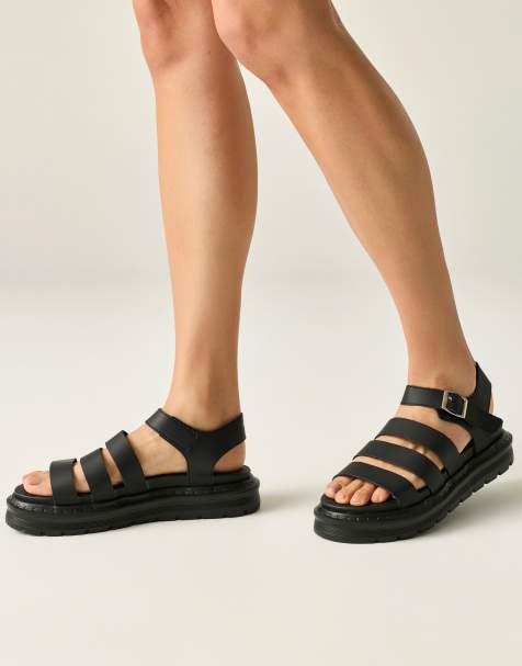 Regatta Porto sandals in black - view 1