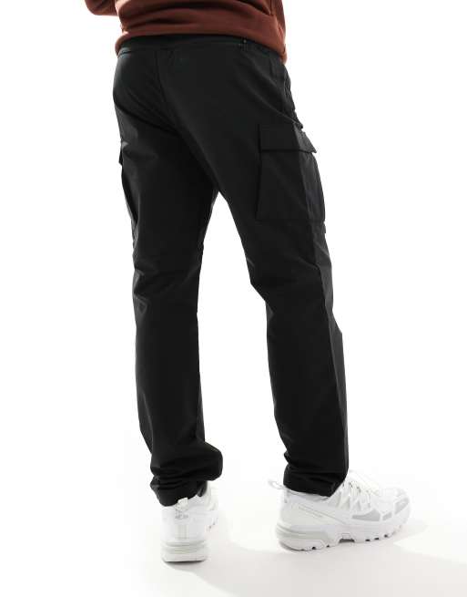 Regatta Questra Cargo Trousers in Black, 3 of 5