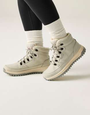  Sherbourne walking boot 