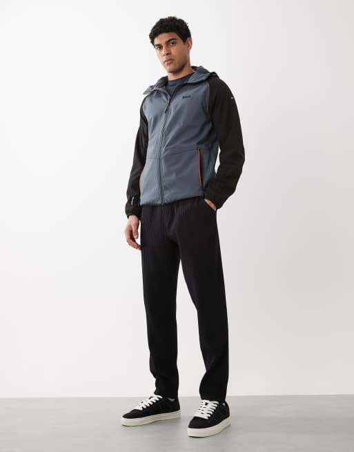 Regatta Stretch arec iii softshell jacket in dark storm black, 2 of 5