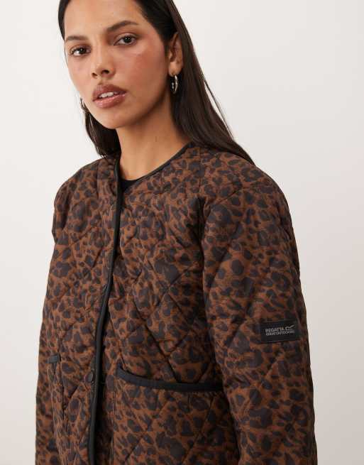 Regatta Swing maia quilted jacket in dark textured leopard, 3 of 4