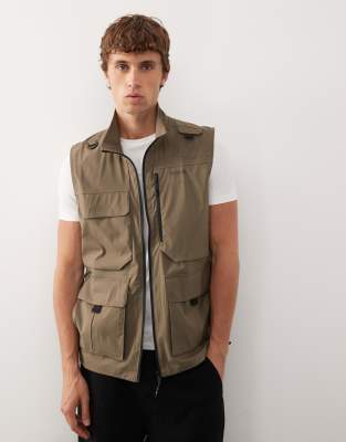 Regatta Travel light packaway bodywarmer in brown