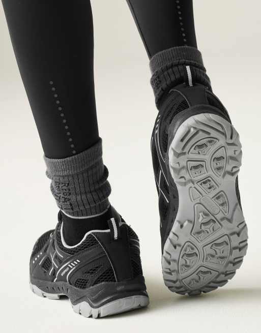 Regatta Vendeavour waterproof walking shoes in black cyberspace, 2 of 4