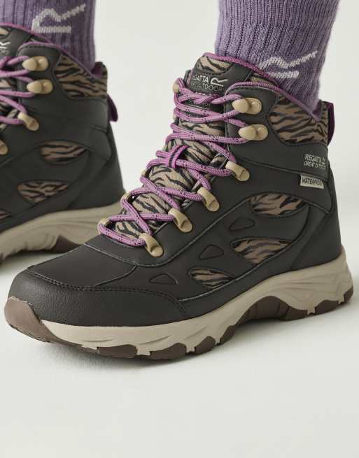 Regatta Vendora boots in dark chocolate, 2 of 7
