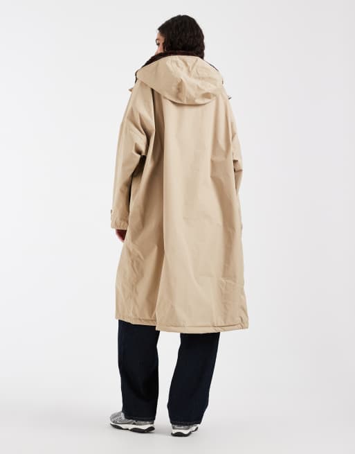 Regatta Waterproof changing robe in barleycorn & textured leopard, 4 of 4