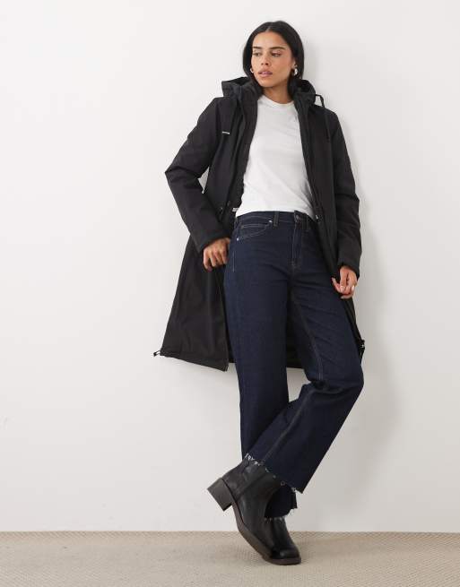 Regatta Waterproof hooded hazel insulated jacket in black, 3 of 4