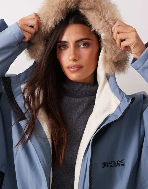 Regatta Waterproof hooded pro changing robe in grey mirage, 3 of 4