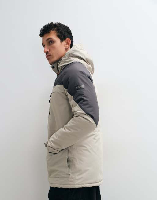 Regatta Waterproof hooded stanford insulated jacket in abbeystone iron, 4 of 5