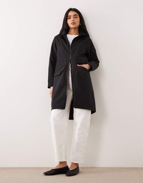 Regatta Waterproof levita hooded jacket in black - view 1