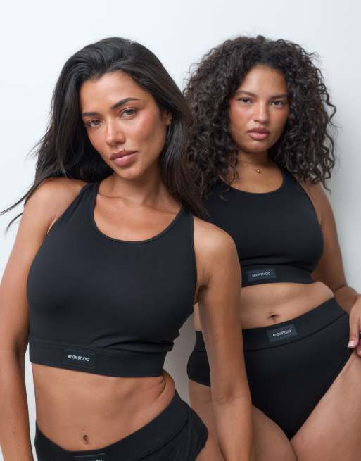 Reign Studio – Chill With Me – Fylligare byst – Svart set, 3 av 3