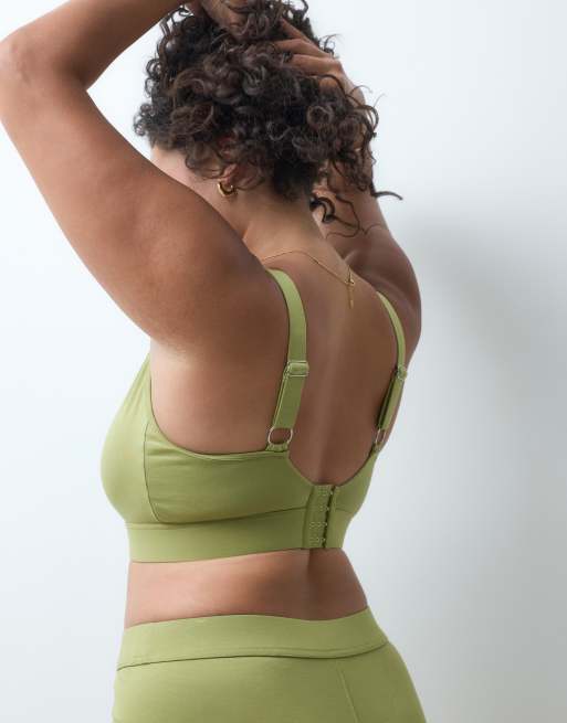 Reign Studio Fuller Bust Conna bralet top in green, 3 of 5